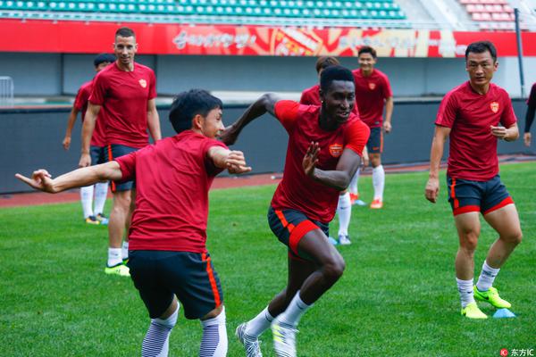 巴萨2012阵容-乐鱼体育(LEYU)中国官网-app登录入口