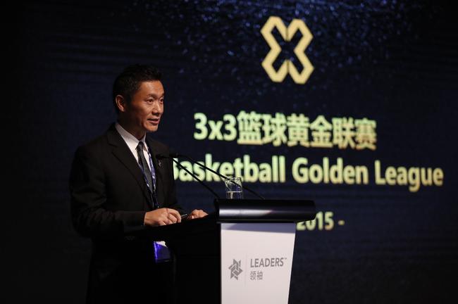 魏江雷表示,明年希望将3x3黄金联赛打造为职业化联赛,并以此为基础组织10支3x3篮球职业俱乐部