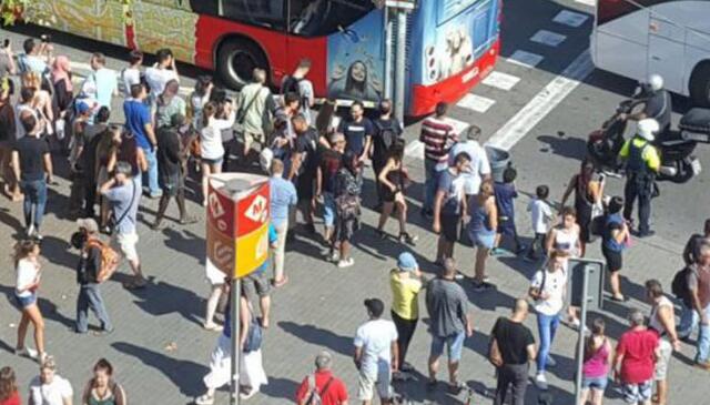 巴塞罗那恐怖袭击已致13人死亡 梅西:绝不屈服