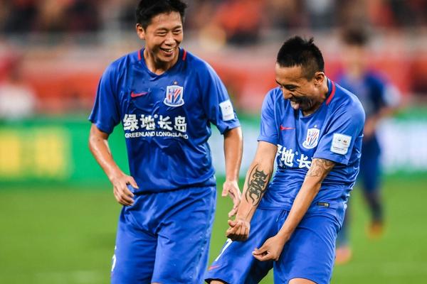 皮爾斯：科比從來都不是NBA的門面球星，喬丹奧尼爾艾弗森更配