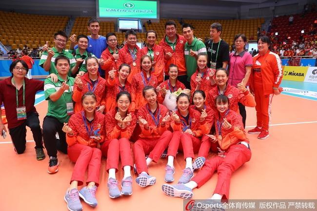 江苏女排圆梦过程曲折艰辛 蔡斌背后心酸无人