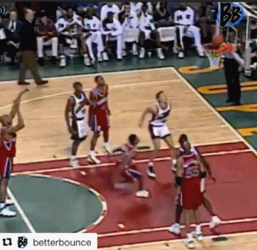 骑人补扣+滑翔展翅!他能杀死对手的不只是变向