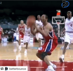 不禁感叹他相对矮小的身体竟然有如此劲爆的弹跳力