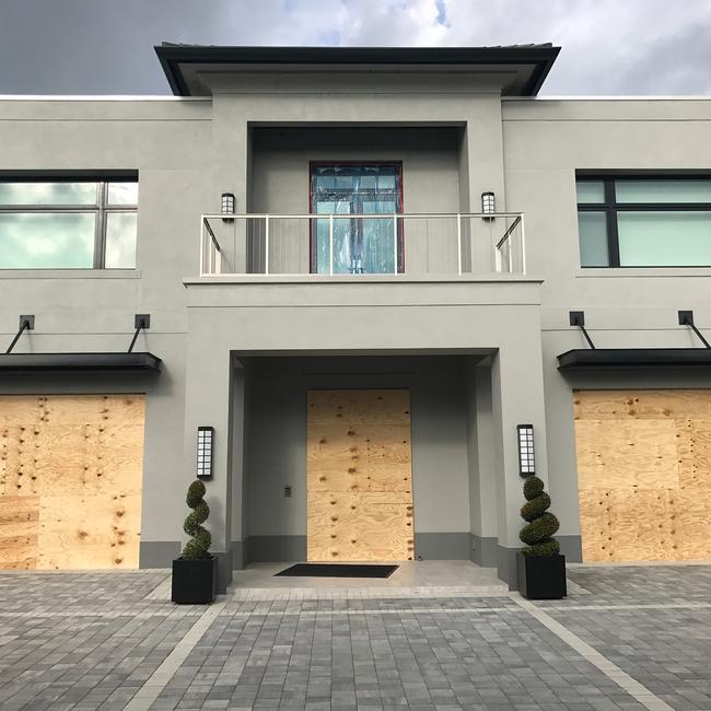 保尔特展示家中预防措施