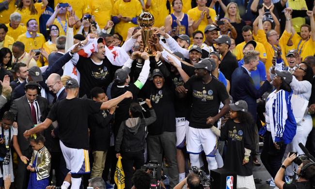 4.5億變31億沖第三冠!勇士頭號贏家非柯瑞杜蘭特-黑特籃球-NBA新聞影音圖片分享社區