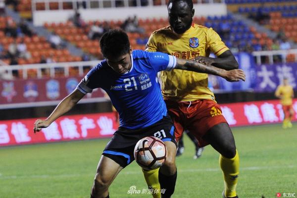 追夢賽后和老隊友維金斯寒暄 庫里和巴黎奧運隊友阿德巴約聊聊