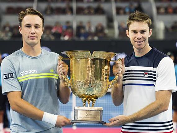 ��Ƶ����-�׵���/Ƥ��˹����ȡʤ �ʶ�������˫�ھ�