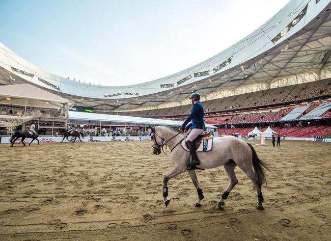 感受马术奇妙魅力!北京国际马术大师赛盛大开演_马术_新浪竞技风暴_新浪网