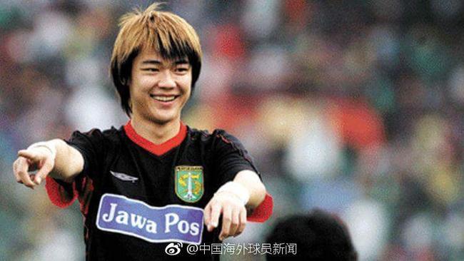 曾诚留洋球队祝贺恒大夺冠 庆幸曾拥有如此优