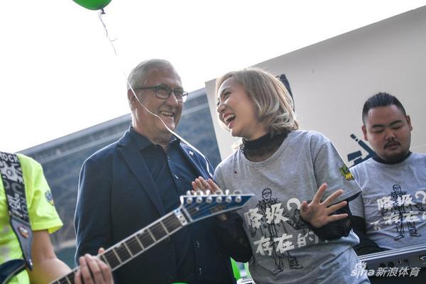 郭皓估计真的辞职了，滔博竟然没有续JKL