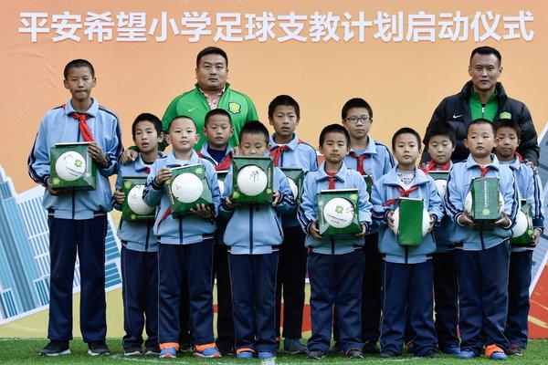 [流言板]弗拉格單場砍25分5板5助&歷史第二位18歲球員，此前僅詹姆斯