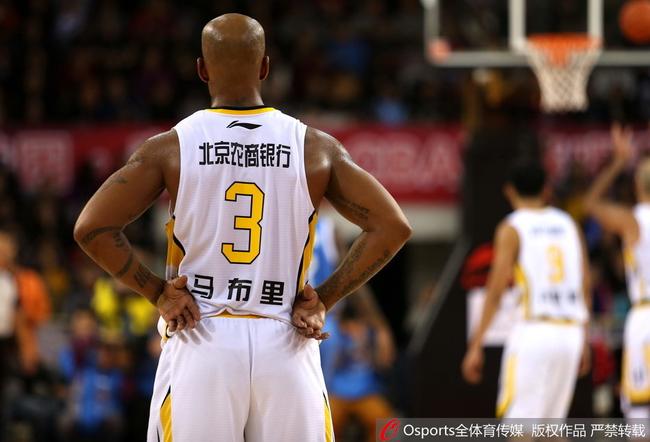北京队:北控赢球归功于团队 不仅仅是马布里_