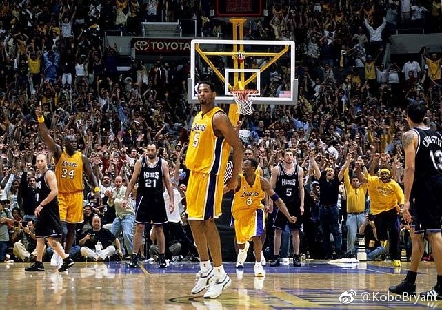 Kobe發圖憶15年前經典絕殺 當年是他救了OK組合！-Haters-黑特籃球NBA新聞影片圖片分享社區