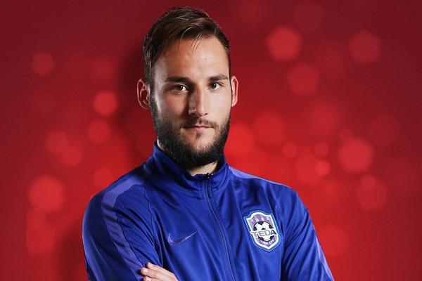 津媒：男篮主帅郭士强刚完成逆袭，国足万一也出现土帅改命奇迹？