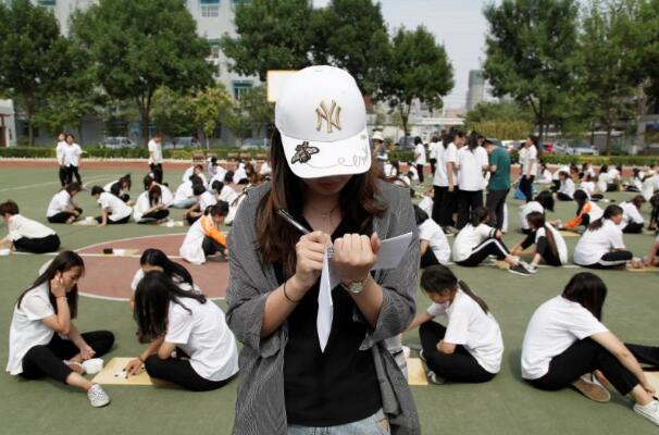 邯郸第四职业中学力推五子棋 校园棋王赛成功举行