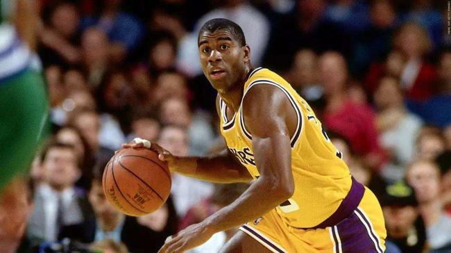 美媒評湖人隊10大超巨Kobe僅第8!詹姆斯竟排第一!-黑特籃球-NBA新聞影音圖片分享社區