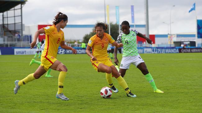 中国女足激战尼日利亚