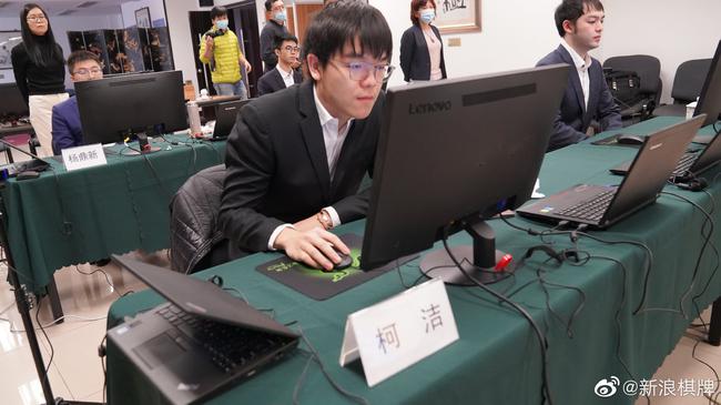 柯洁再进三星杯半决赛