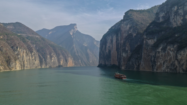 重庆市奉节县白帝城·瞿塘峡景区夔门江景