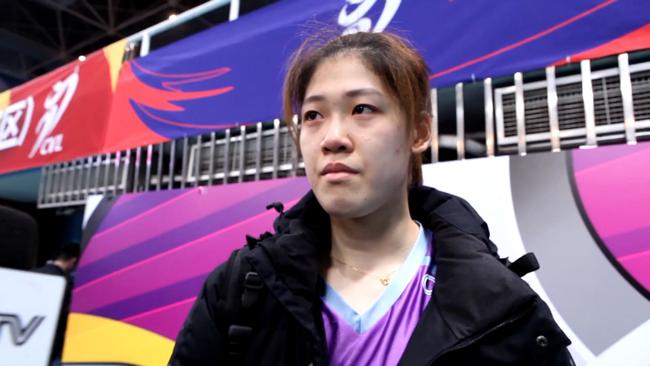 李盈莹自责流泪:困难时没能站出来 下赛季再来