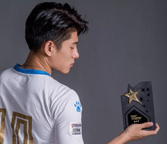 中超中甲MVP同留洋!季骁宣加盟法乙 也是根宝