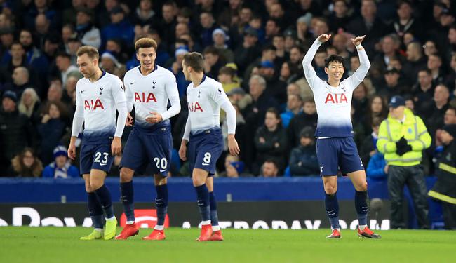 孙兴慜捡漏扳平