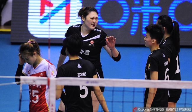辽宁女排状态低迷,“梅老板”十分焦急