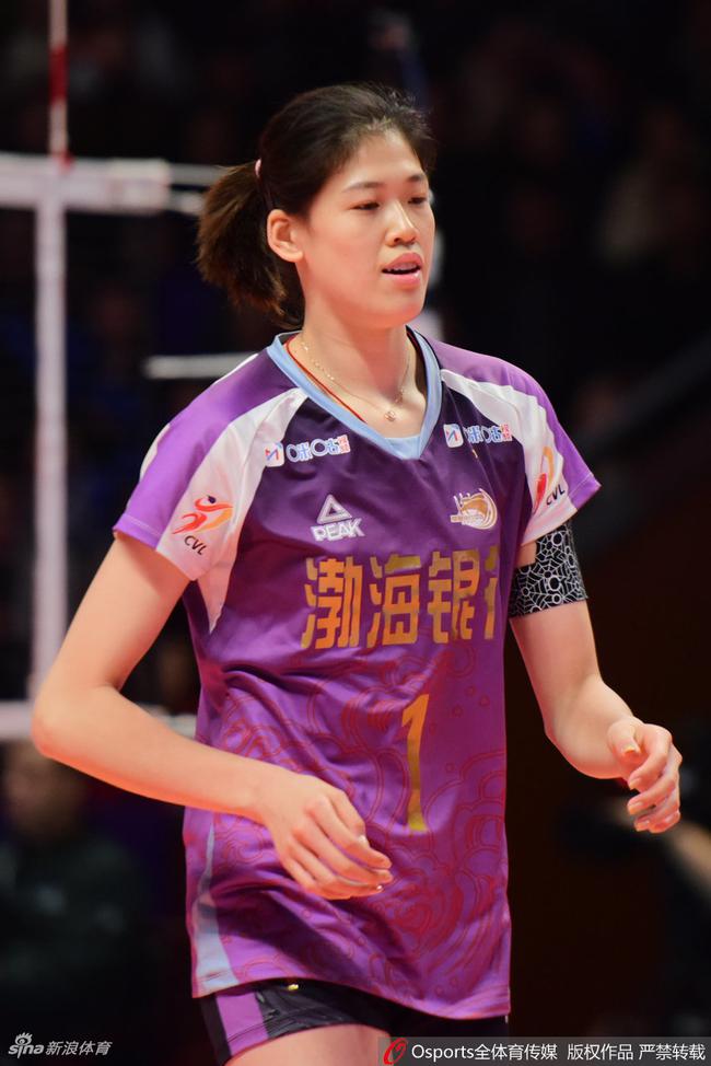 连续征战深感疲劳比赛李盈莹女排战辽宁抛开胜负展作风