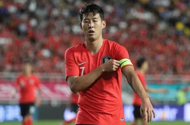 国足对手分析:由易到难 正常发挥水平出线水到