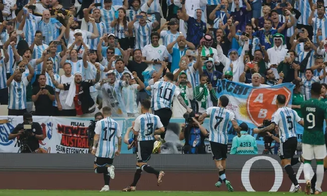 世界杯-梅西破门 3进球无效 阿根廷半场1-0沙特