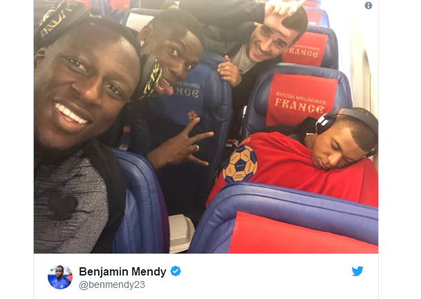 法国队的队内气氛很轻松