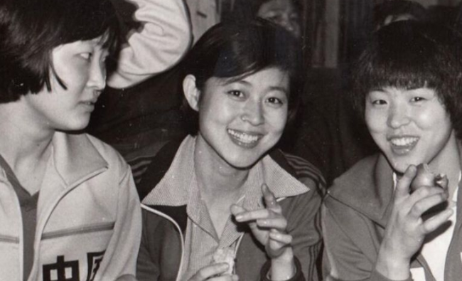 【博狗体育】郎平倪萍跨越三十年再聚首 了不起的女人世纪拥抱
