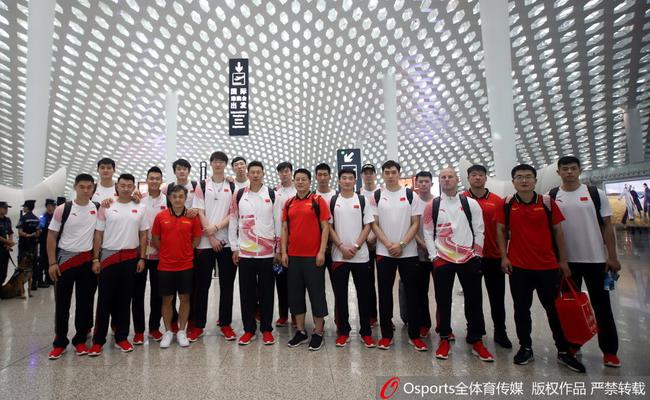 中国男篮红队出征雅加达亚运会