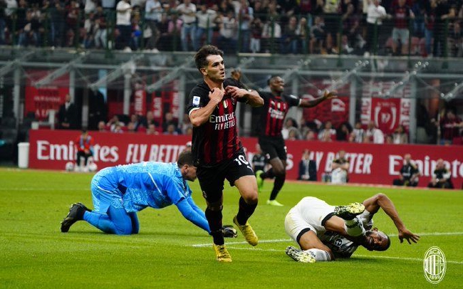 AC米兰2-0胜尤文