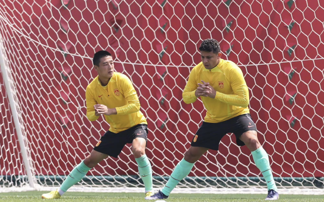 国足积极备战热身赛