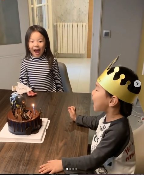 用西语唱生日快乐歌