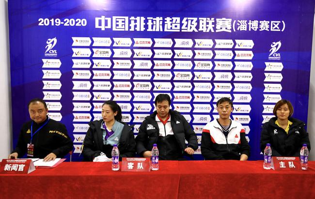 山东女排双杀八一八强战三胜 队长指出致命缺点