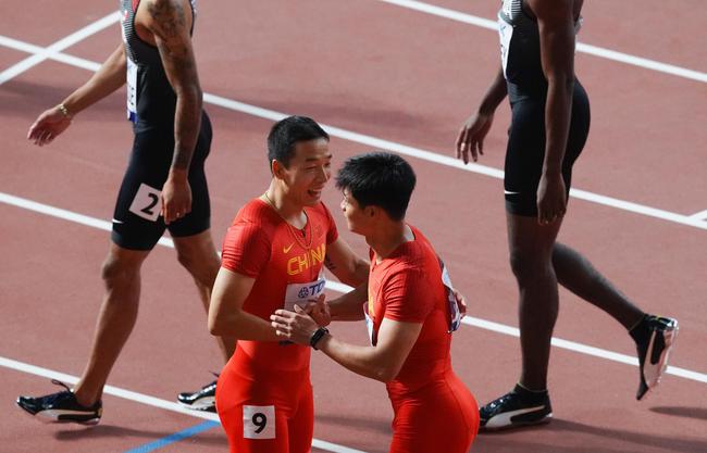 中国队晋级男、女4X100米接力决赛