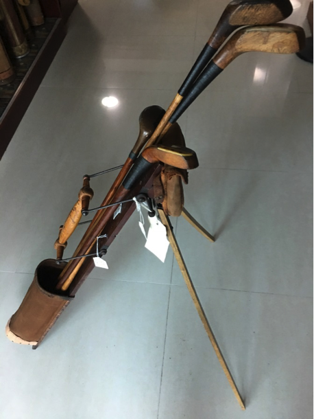 馆藏1893年第一代高尔夫球包