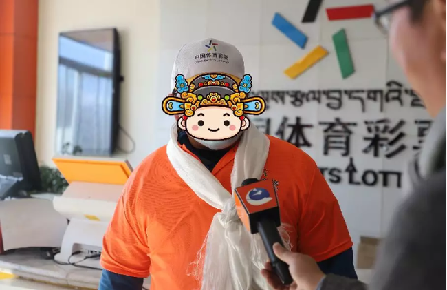 大奖得主现身兑奖