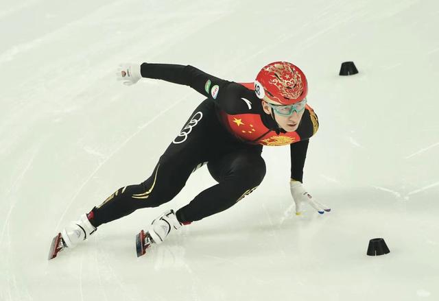 【博狗体育】短道世界杯男女混接中国破世界纪录 武大靖晋级