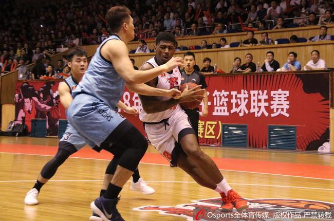 NBL半决赛第三轮战罢