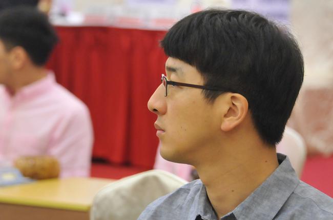 朴永训:队友呢?