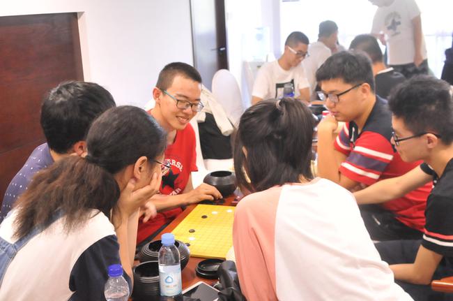 南北大学生围棋赛欢乐多