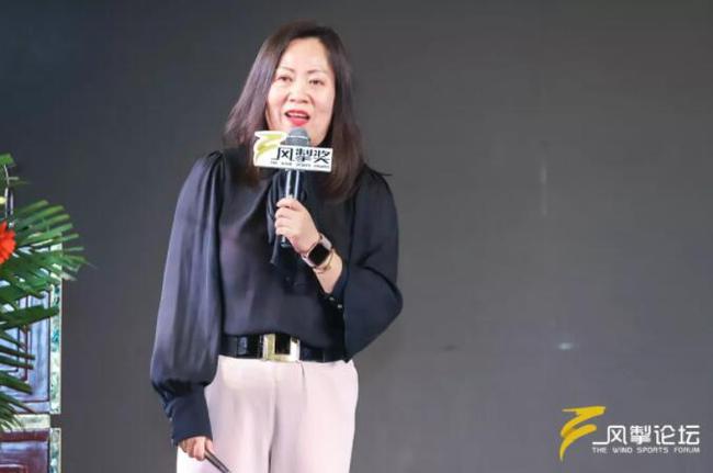 UPRO創始人,原華熙國際投資集團有限公司副總裁國今嬌發表主題爲“如何讓精品賽事成爲城市生活的一部分”的演講