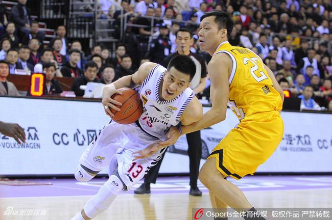 郭艾伦26分辽宁险胜广厦夺冠军点