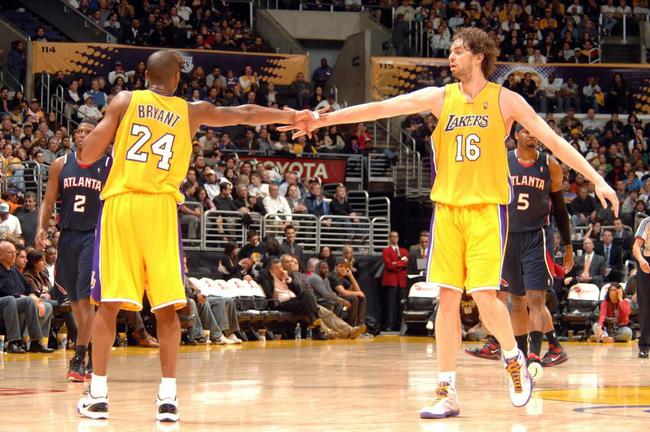 美媒評湖人隊10大超巨Kobe僅第8!詹姆斯竟排第一!-黑特籃球-NBA新聞影音圖片分享社區