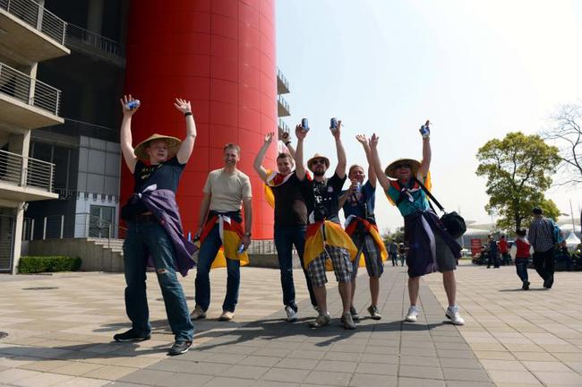 F1车迷齐聚上海国际赛车场(资料图)