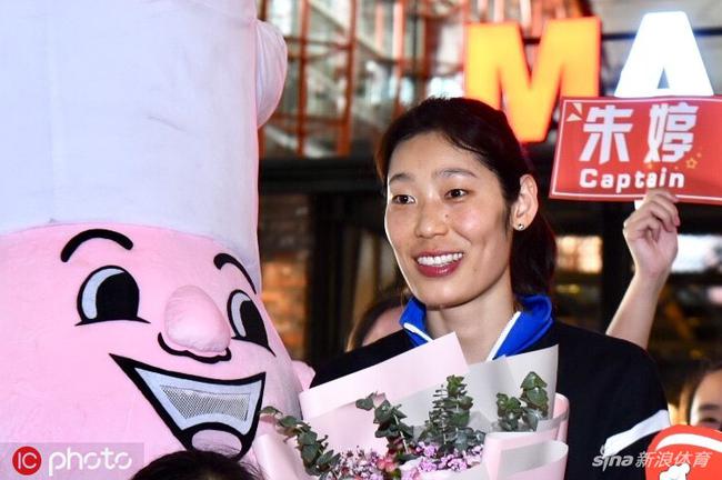 朱婷回國
