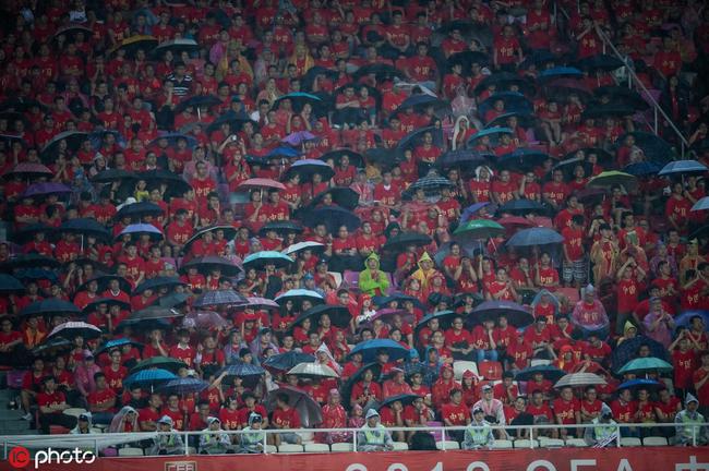 两场中国队比赛天河上座率场均4万人